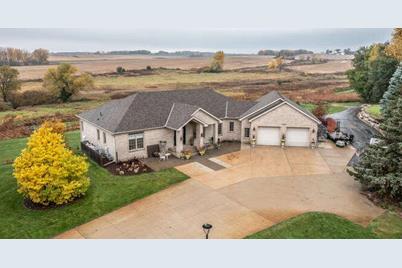 19105 Flagstaff Avenue, Farmington, MN 55024 - Photo 1