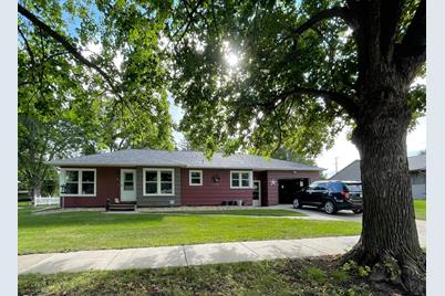 741 6th Avenue SW, Pipestone, MN 56164 - Photo 1