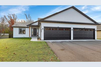 428 30th Avenue SE, Saint Cloud, MN 56304 - Photo 1