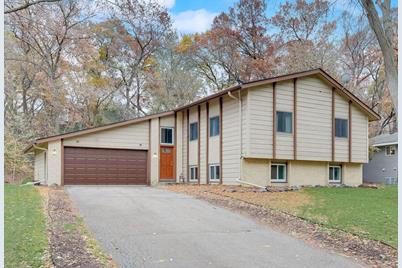 3307 Red Oak Circle S, Burnsville, MN 55337 - Photo 1