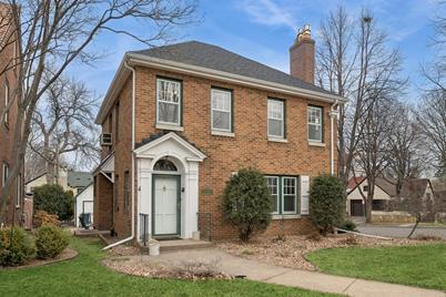 1641 Highland Parkway, Saint Paul, MN 55116 - Photo 1