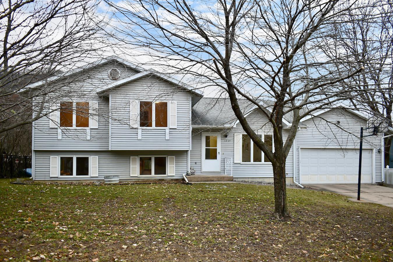 1225 48th Ave, Goodview, MN 55987 MLS 6461816 Coldwell Banker