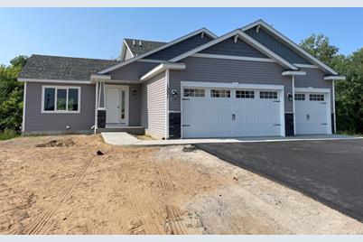 1001 Triumph Trail NE, Isanti, MN 55040 - Photo 1