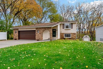 4025 Fordham Drive NE, Saint Paul, MN 55421 - Photo 1