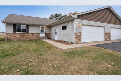 853 W Ridge Court, New Richmond, WI 54017 - Photo 1