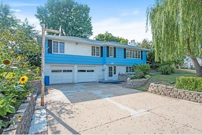 8800 3rd Avenue S, Bloomington, MN 55420 - Photo 1