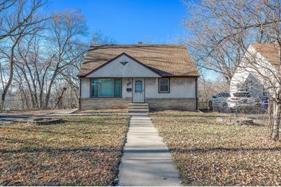 865 Oxford Street N, Saint Paul, MN 55103 - Photo 1