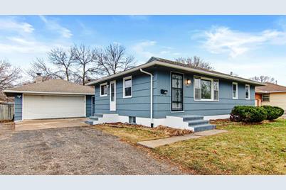 6412 Perry Avenue N, Brooklyn Center, MN 55429 - Photo 1