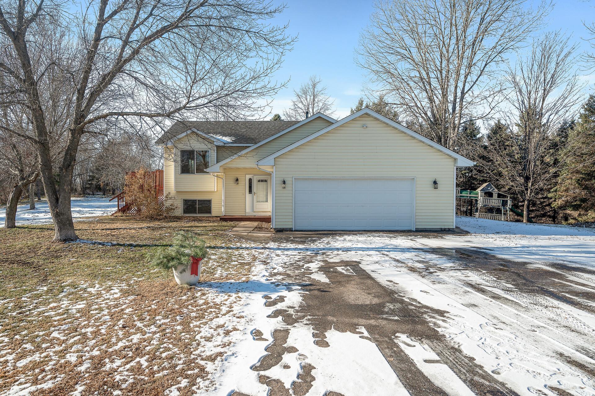 25540 97th St NW, Zimmerman, MN 55398 MLS 6469105 Coldwell Banker