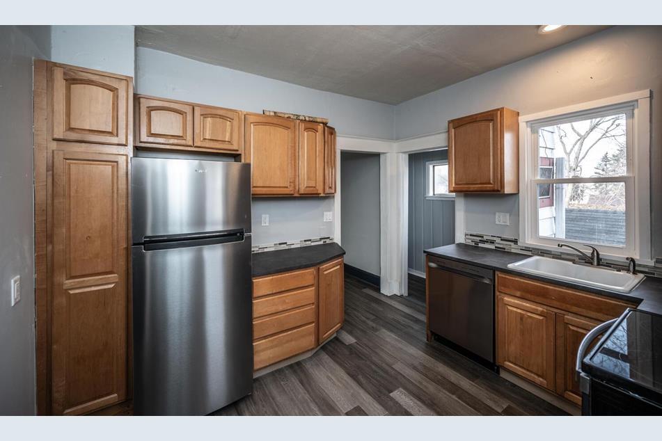 1627 Shields Ave, Saint Paul, MN 55104 MLS 6470315 Coldwell Banker