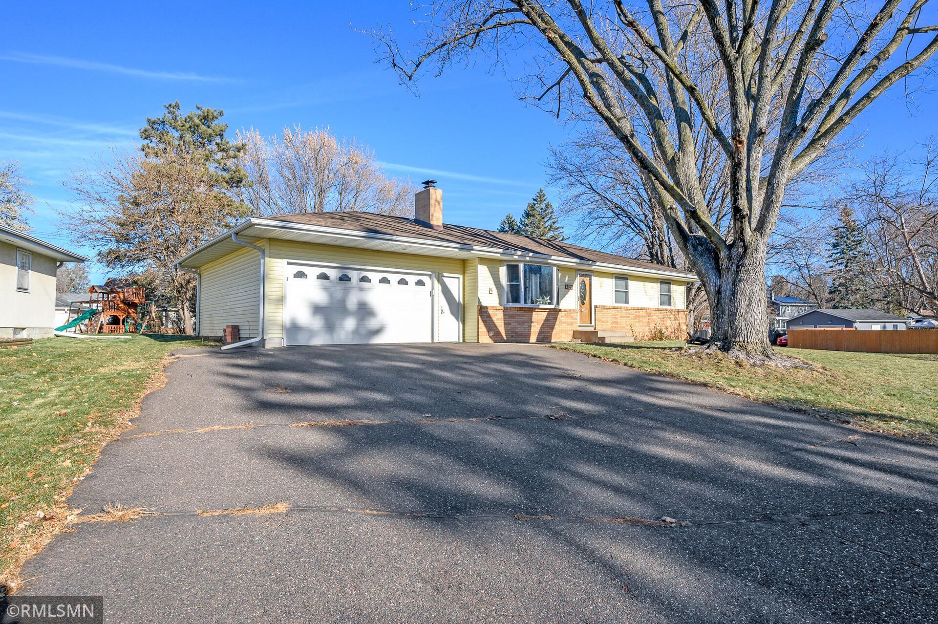 2149 Radatz Ave, Maplewood, MN 55109 MLS 6476446 Coldwell Banker