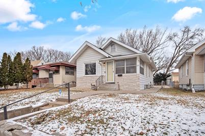 215 Maryland Avenue W, Saint Paul, MN 55117 - Photo 1