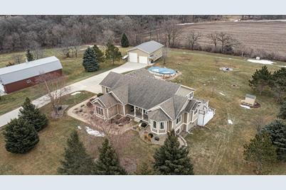 7154 Valley Drive SW, Byron, MN 55920 - Photo 1