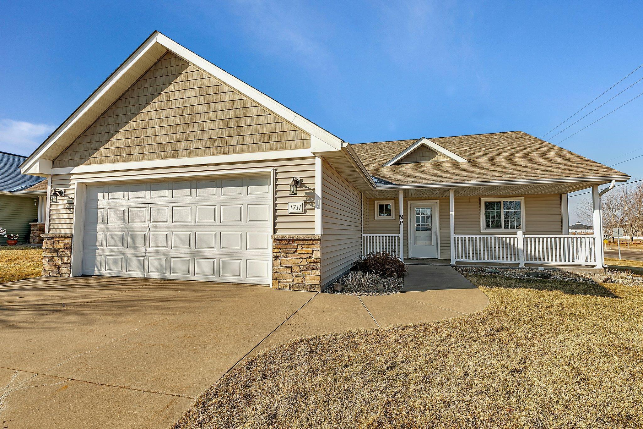 1711 4 1/2 Ave N, Sauk Rapids, MN 56379 MLS 6487413 Coldwell Banker