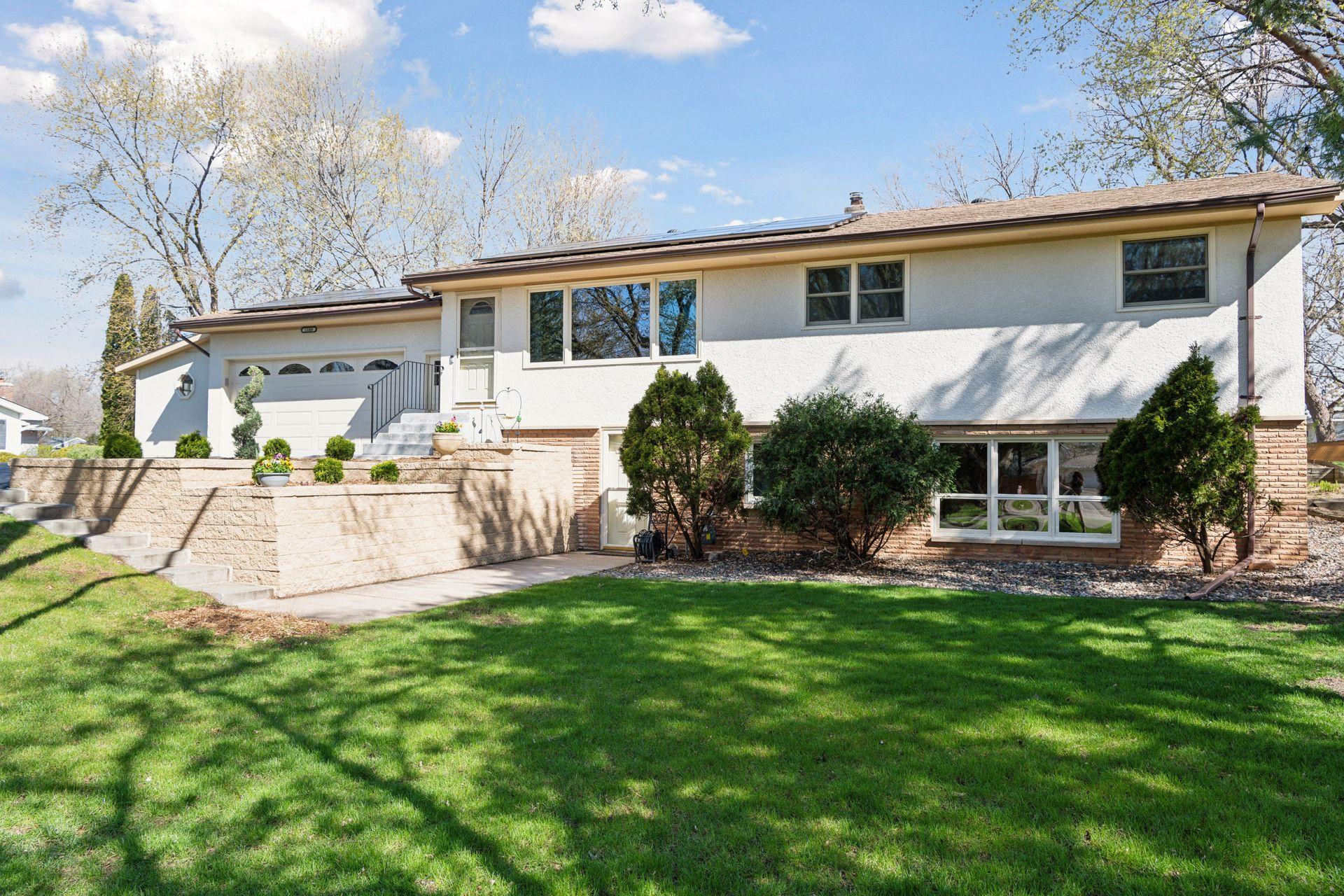 13308 Windyhill Rd, MN 55305 MLS 6490361 Coldwell Banker