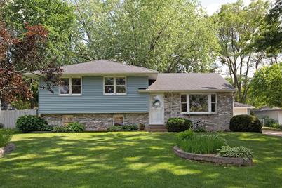 1983 Sunnyside Terrace, New Brighton, MN 55112 - Photo 1