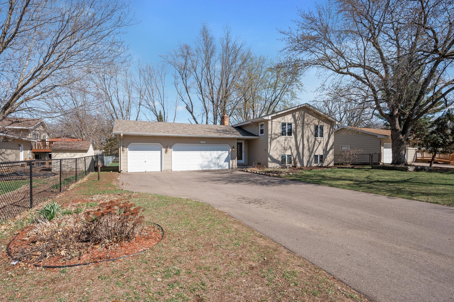 12061 Ilex St NW, Coon Rapids, MN 55448 MLS 6512351 Coldwell Banker