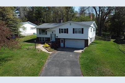 920 Falcon Drive, River Falls, WI 54022 - Photo 1