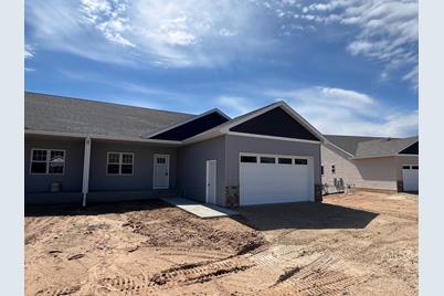 1688 Squirrel Way, New Richmond, WI 54017 - Photo 1