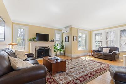 32 N Mississippi River Boulevard N, Saint Paul, MN 55104 - Photo 1