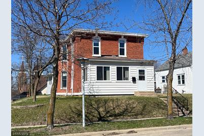 303 6th Street NE, Staples, MN 56479 - Photo 1