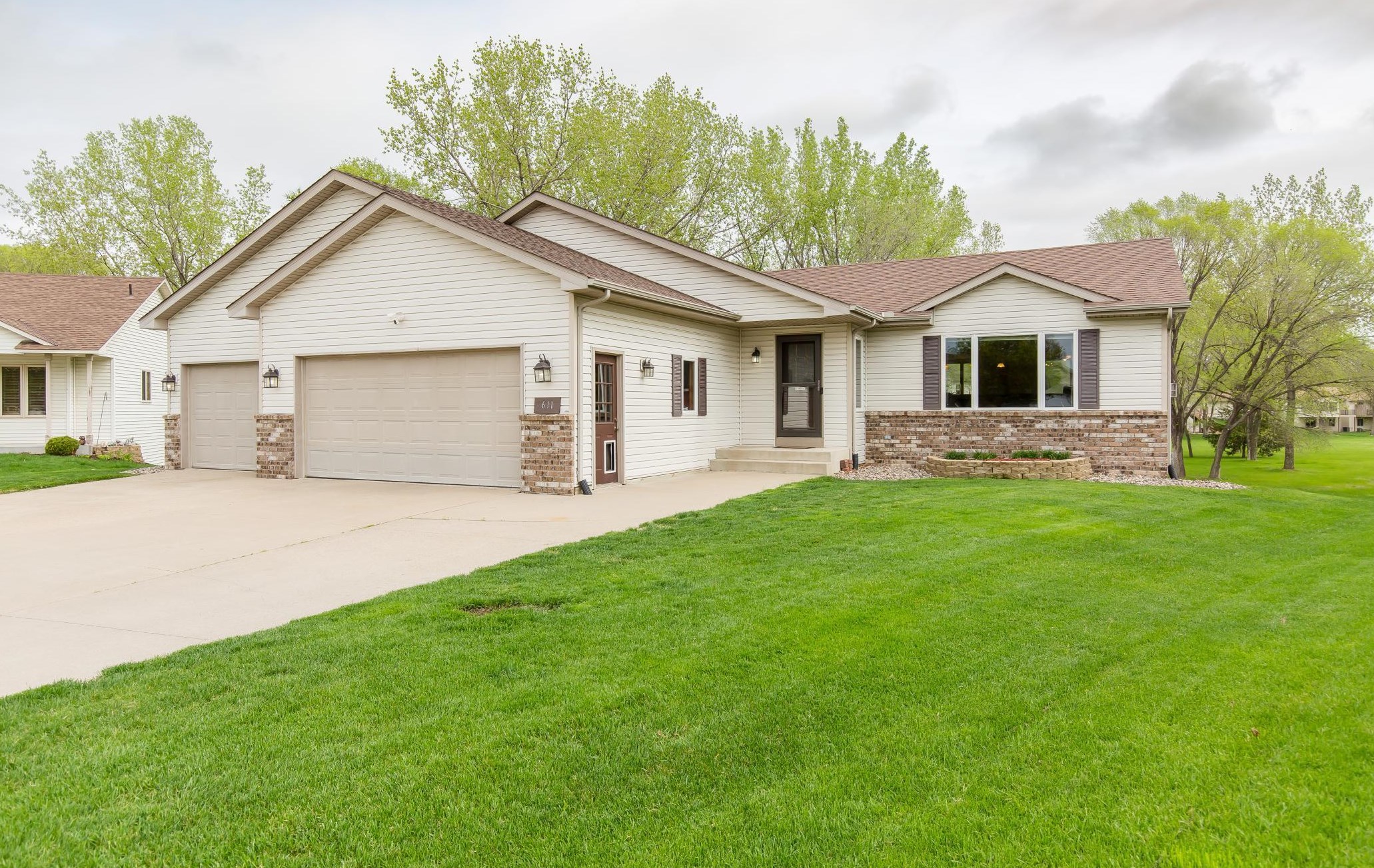 611 Timothy Ct, Shakopee, MN 55379 MLS 6527588 Coldwell Banker