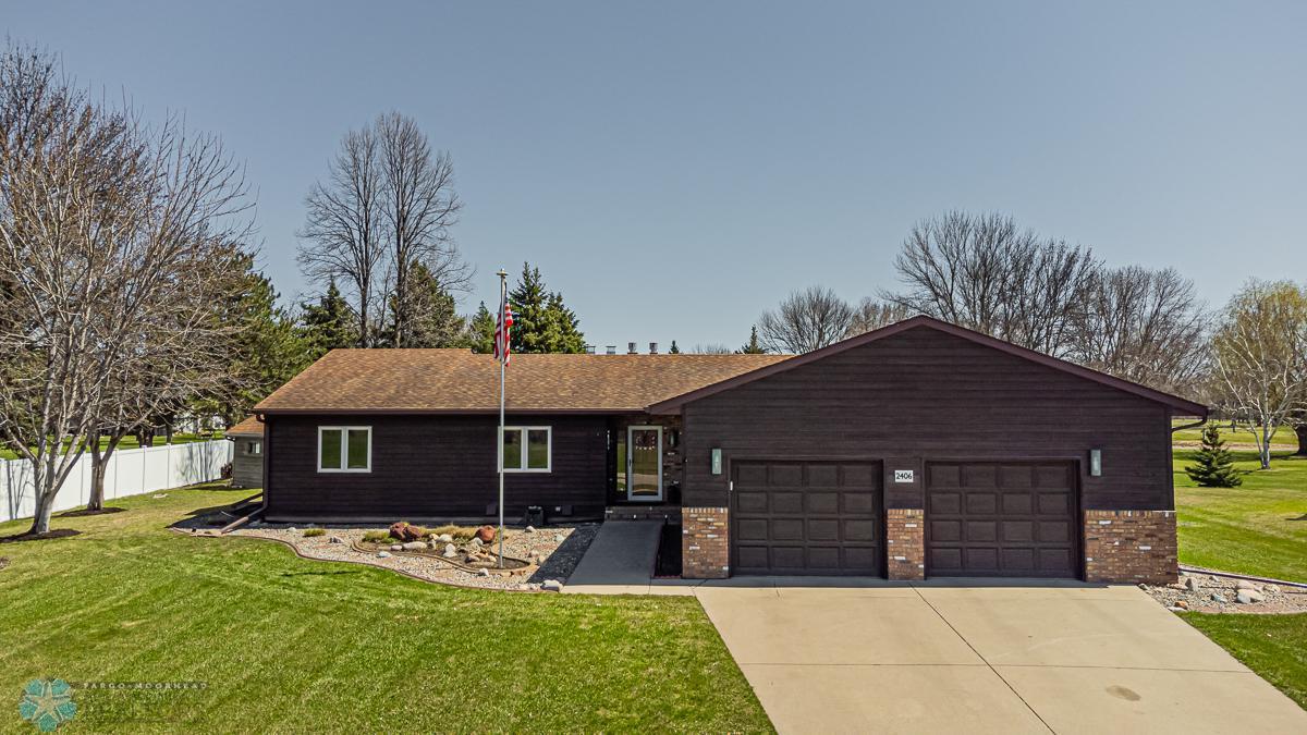 2406 N River Dr, Moorhead, MN 56560 MLS 6528894 Coldwell Banker
