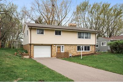 564 Miriam Street, Mendota Heights, MN 55118 - Photo 1