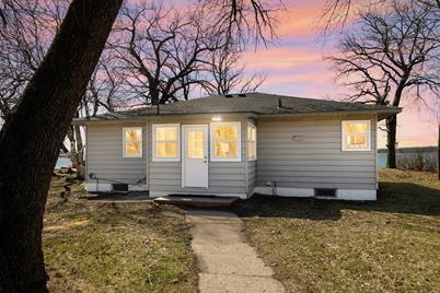 1095 Belview Road, Lynden Township, MN 55382 - Photo 1