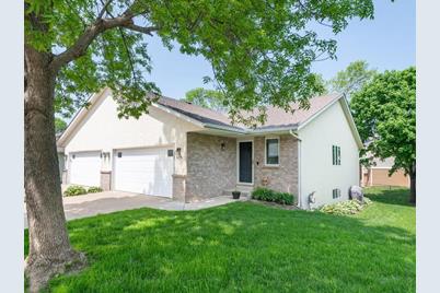 579 Milwaukee Road, Shakopee, MN 55379 - Photo 1