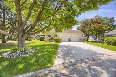 9179 Jasmine Avenue S, Cottage Grove, MN 55016 - Photo 1