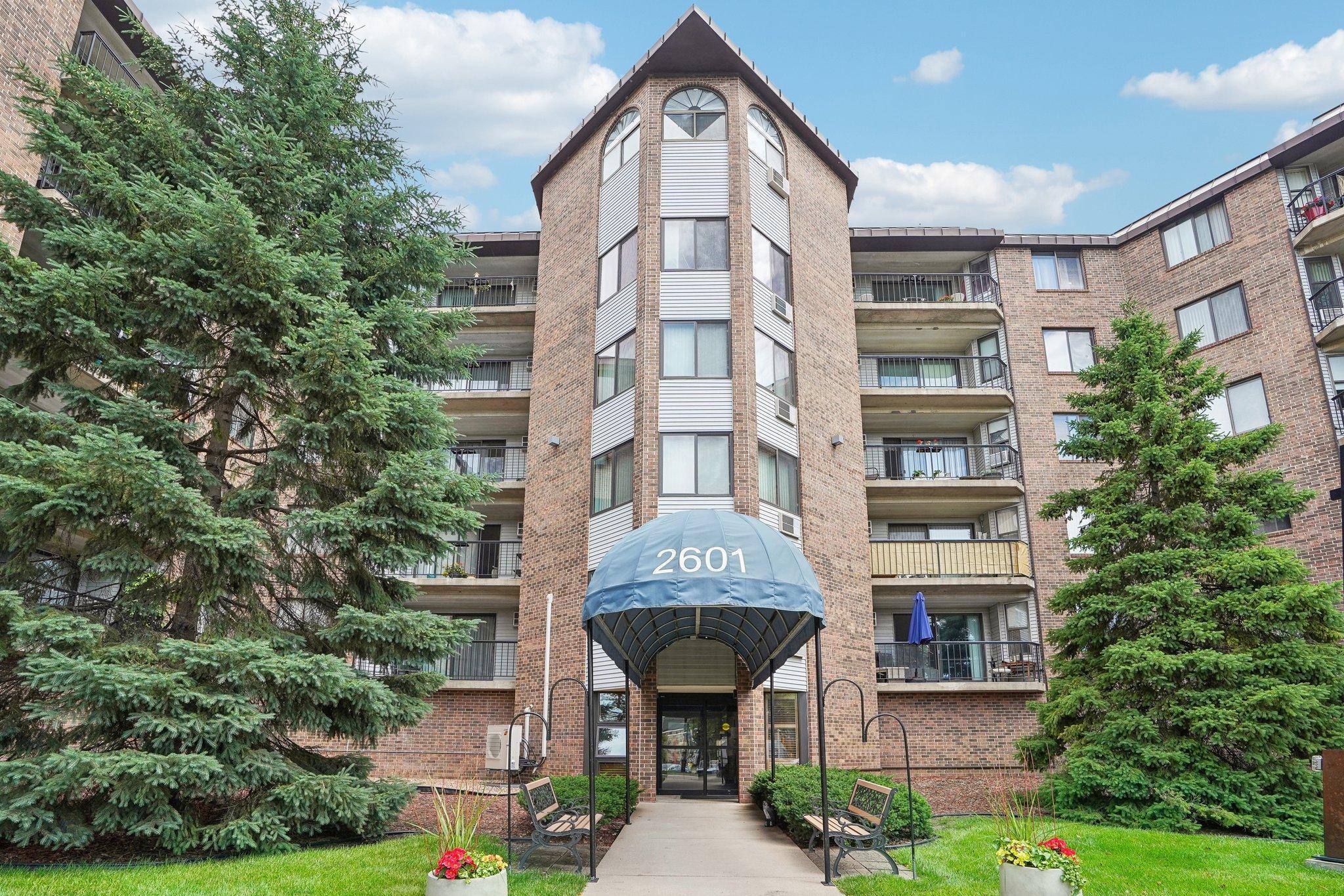 2601 Kenzie Terrace 530, Saint Anthony, MN 55418 MLS 6541782