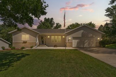 1120 Barney Street, Owatonna, MN 55060 - Photo 1