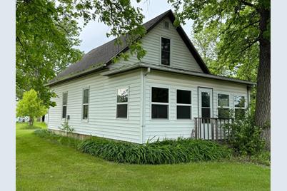 220 Minnesota Street N, Plummer, MN 56748 - Photo 1