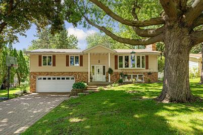 5616 Johnson Drive, Edina, MN 55436 - Photo 1