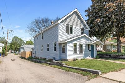 651 Hawthorne Avenue E, Saint Paul, MN 55106 - Photo 1