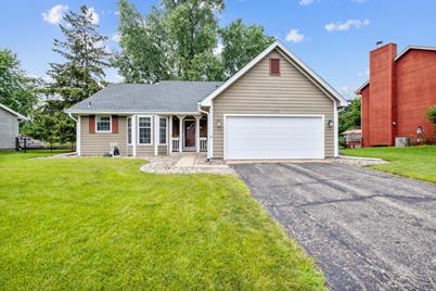 1577 Ashbury Place, Eagan, MN 55122 - Photo 1