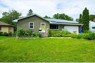 1585 Old Hudson Road, Saint Paul, MN 55106 - Photo 1