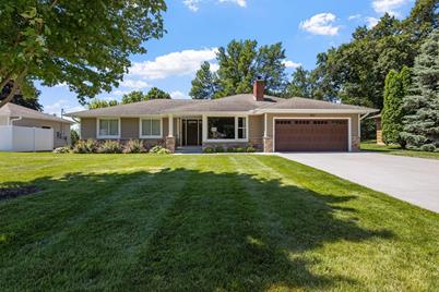 5137 Danens Drive, Edina, MN 55439 - Photo 1