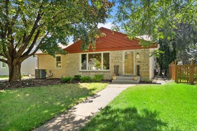 1476 California Avenue W, Falcon Heights, MN 55108 - Photo 1