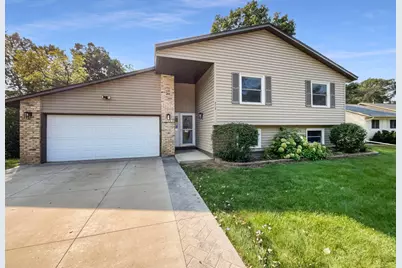 212 Northland Avenue, Stillwater, MN 55082 - Photo 1