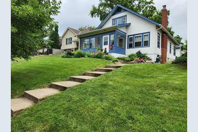 211 11th Avenue N, South Saint Paul, MN 55075 - Photo 1