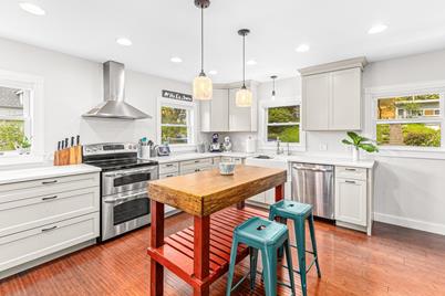 447 4th Street S, Bayport, MN 55003 - Photo 1