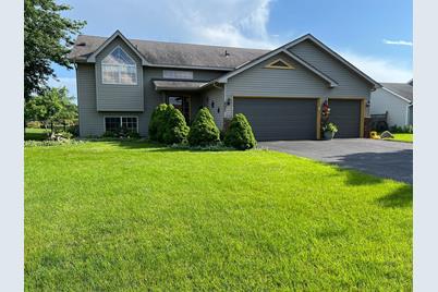 825 Sunrise Lane, Belle Plaine, MN 56011 - Photo 1