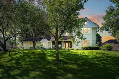 3890 Maple Shores Drive, Excelsior, MN 55331 - Photo 1