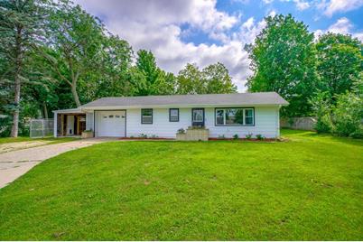 1834 S Main Street, River Falls, WI 54022 - Photo 1