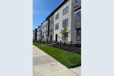 905 Falls Passage W #F, Saint Paul, MN 55116 - Photo 1