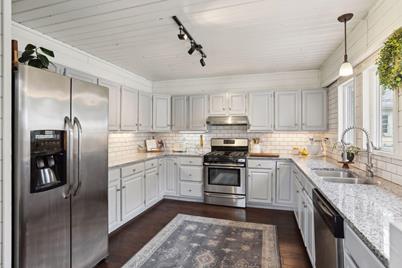 1904 Independence Avenue N, Golden Valley, MN 55427 - Photo 1