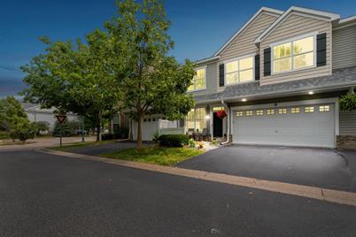 1600 Legacy Parkway E #2, Maplewood, MN 55109 - Photo 1