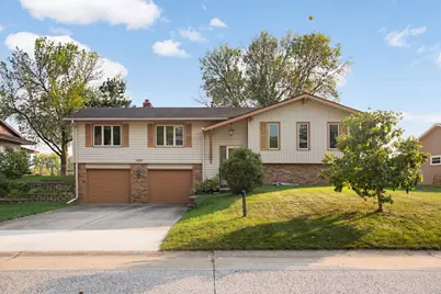 1690 Rockstone Lane, New Brighton, MN 55112 - Photo 1